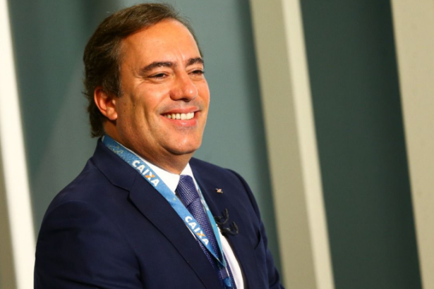Em meio à instabilidade econômica, Pedro Duarte Guimarães mostra como empreendedores podem inovar, cortar desperdícios e crescer com inteligência.